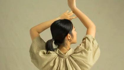 国际原油期货全线暴涨，黑天鹅引发全球市场过速