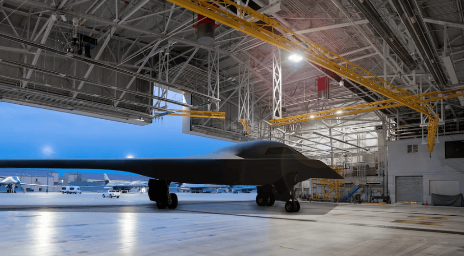 美媒分析：第二岛链内，中国高超音速武器前，B-21无生存空间