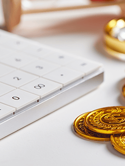 期货市场每日解析：美联储降息背后，黄金调整、原油波动，这些品种走势引爆市场！