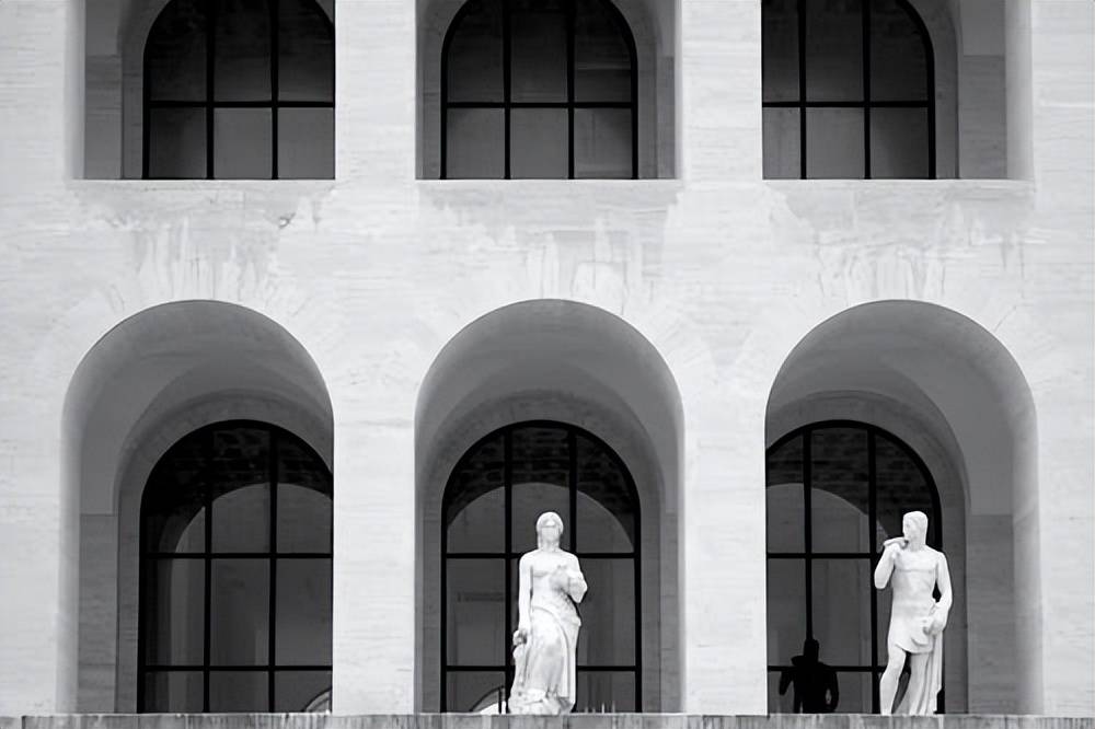 股指期货一点的利润怎么算？