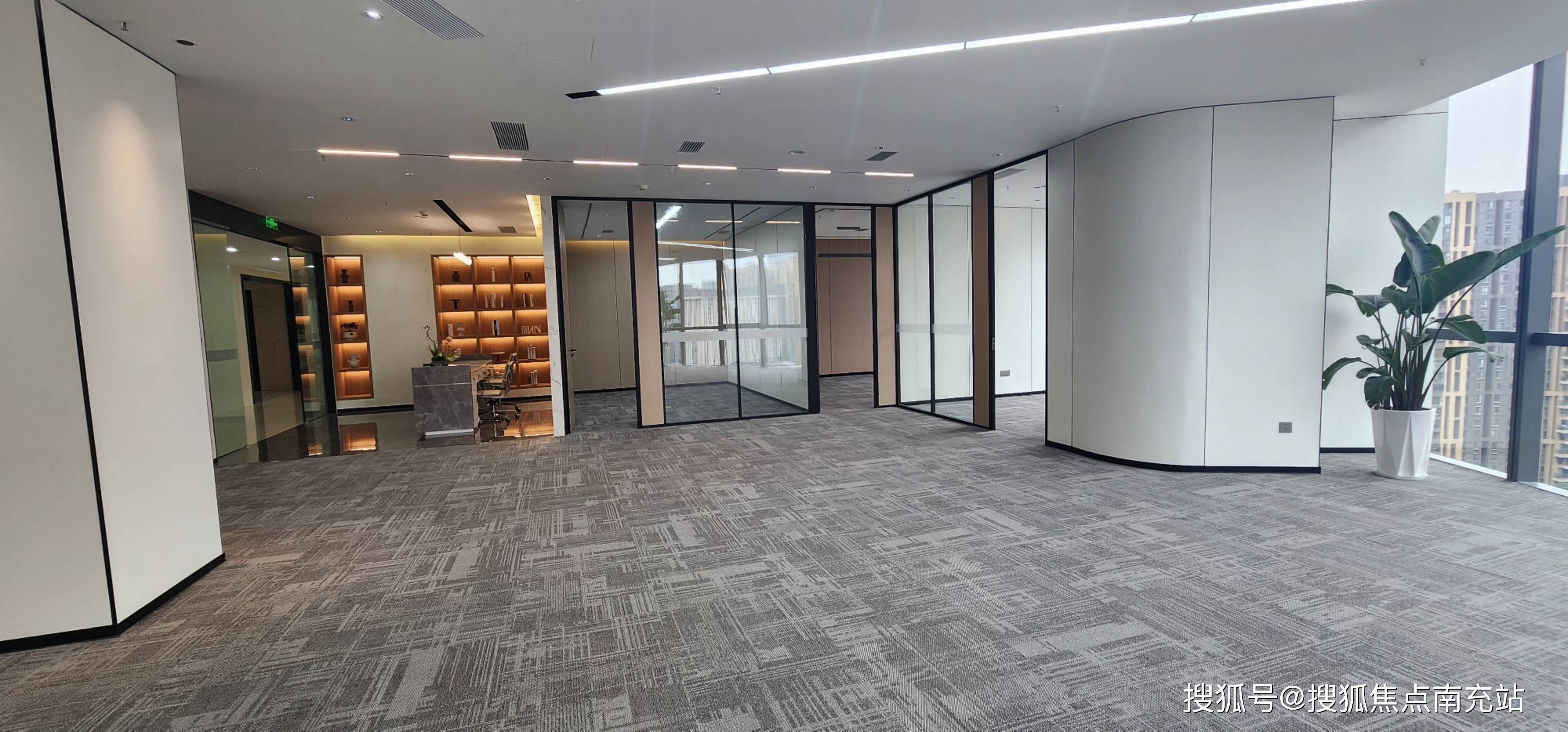 成都「复城国际中心」售楼部(营销中心)电话丨项目网站丨楼盘户型深度解析丨最新活动资讯丨十一月价格行情及优惠动态