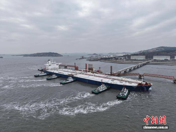 2025年福建泉州肖厝口岸原油进口同比增加169万吨