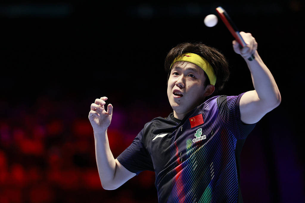 孤军奋战!王楚钦战胜小勒布伦,挺进乒乓世界杯八强